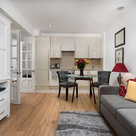 Chic Apartment - Fabulous Central Location In Zone 1 런던 외부 사진